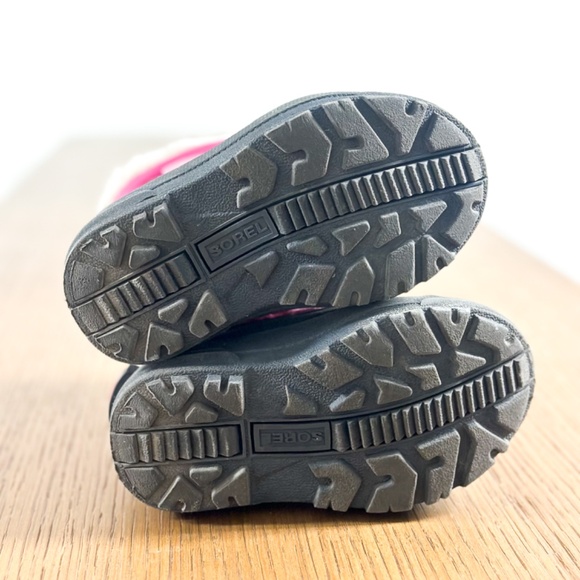 Sorel Snow Boots Toddler Size 8 - Picture 8 of 8